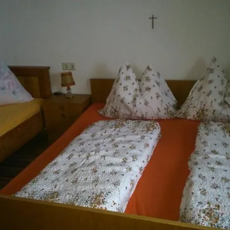 Eller Apartment Trins
